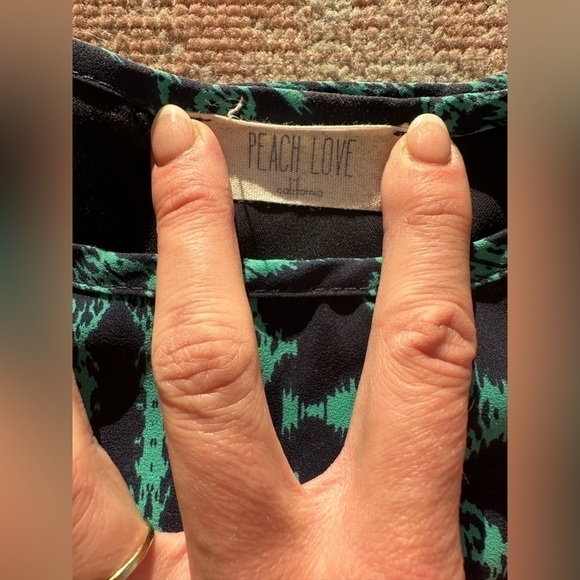 Peach LOVE CA FIT & FLARE DRESS IN NAVY BLUE & AQUA - SMALL - CINCHED WAIST - Picture 5 of 10